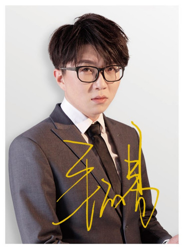 杨超越会拍美女，毛不易当过护士，这些明星们都有超强的第二技能