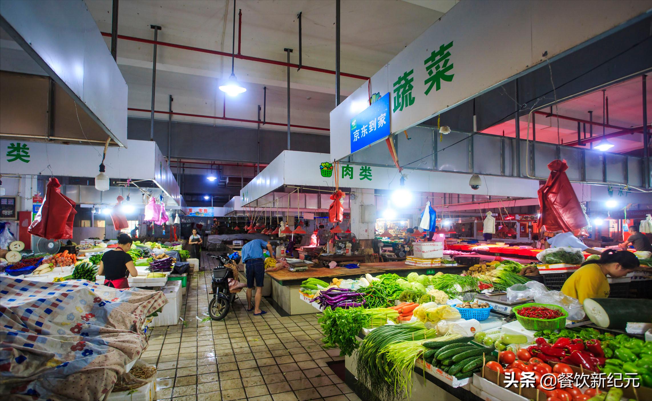 卖菜阿姨收入,卖菜阿姨挣一万块钱