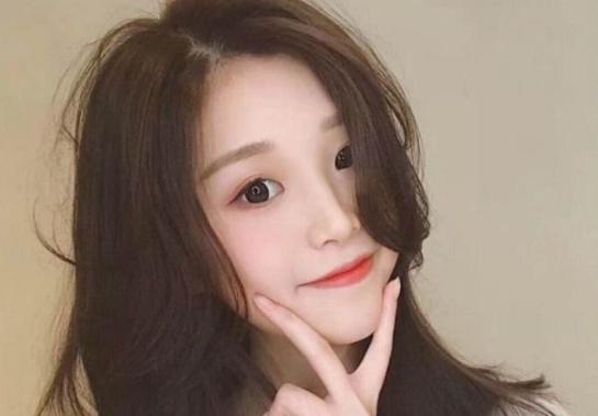 圆脸要怎样的发型才好看,什么发型适合拉长脸型圆脸