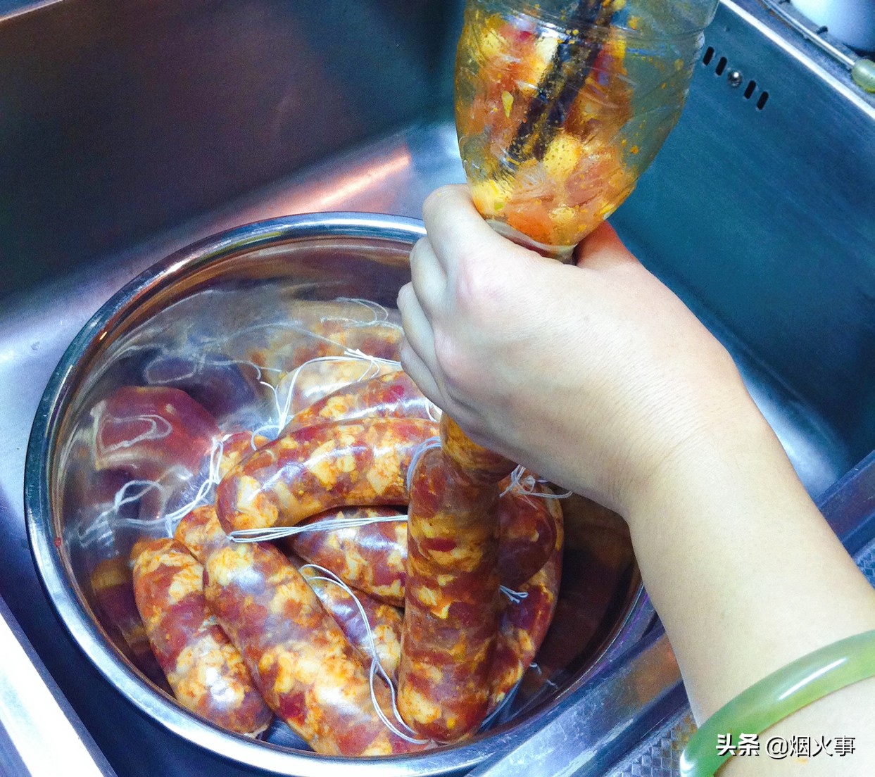 奶奶做的香肠,奶奶教我的腌辣椒方法