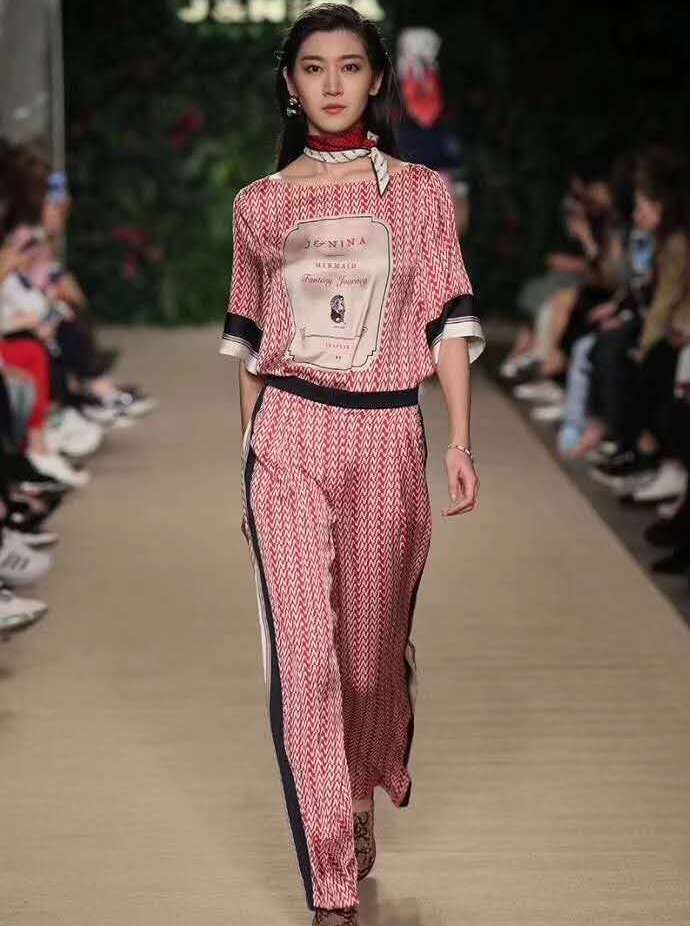 母亲节趁时光正好把爱送给妈妈,母亲节时光再慢一点