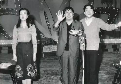 赵忠祥5亿家产留给谁,赵忠祥凭什么有五亿家产