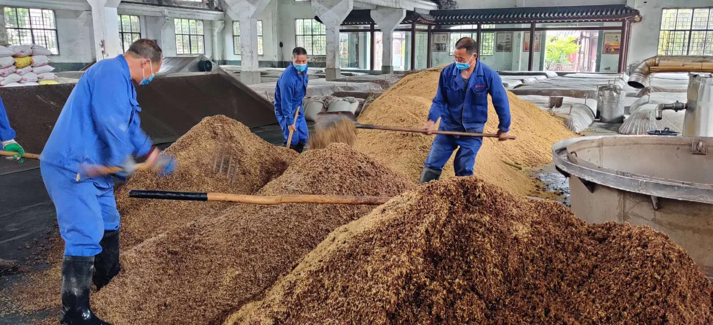 纵观武当酒历史，体验中国酒文化内涵