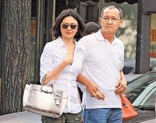 香港娱乐圈故事合集,香港娱乐圈的爱恨情仇故事