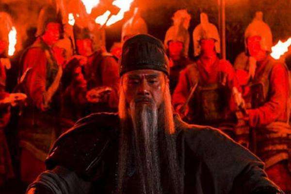 关羽的武功是从哪里来的,历史上关羽是拿的青龙偃月刀吗