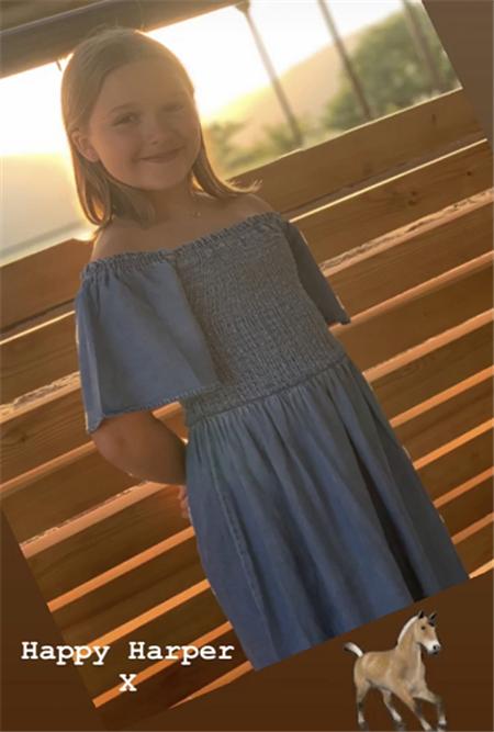 小七撞脸维多利亚,小七和维多利亚长相