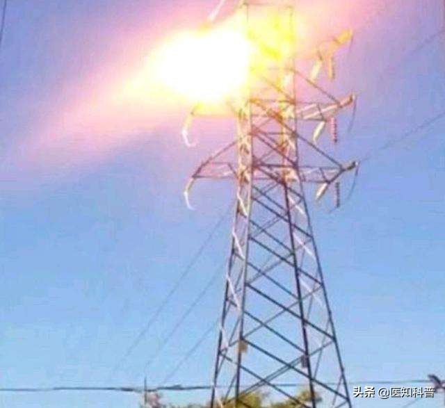 不小心触电了怎么办220v,不小心触电该怎么办