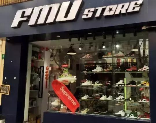 上海哪里可以买新款鞋,在哪里可以买便宜球鞋