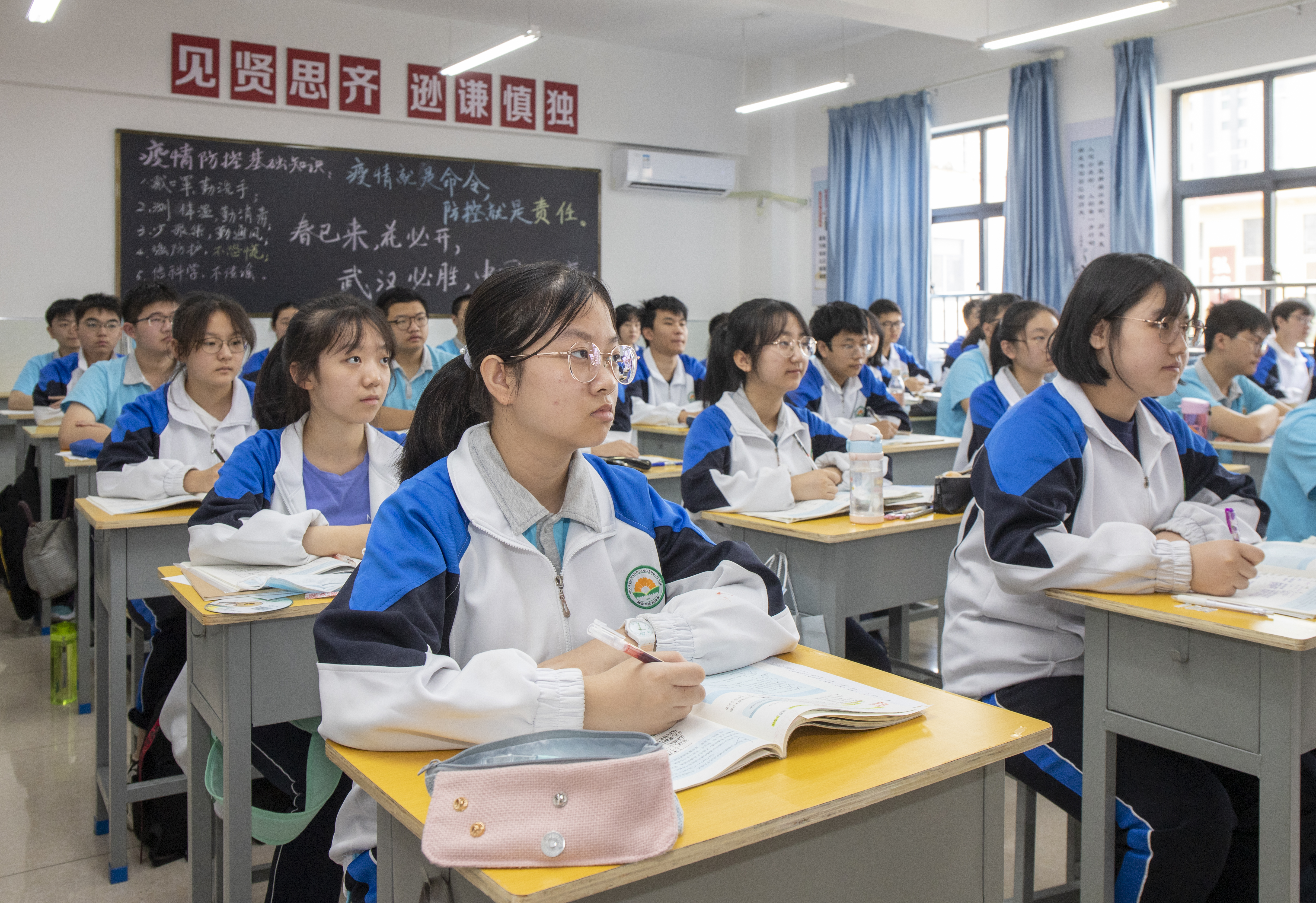 西安现在的学校怎么样,西安这一年的发展