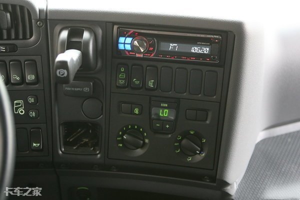 二手斯堪尼亚牵引车价格,二手斯堪尼亚