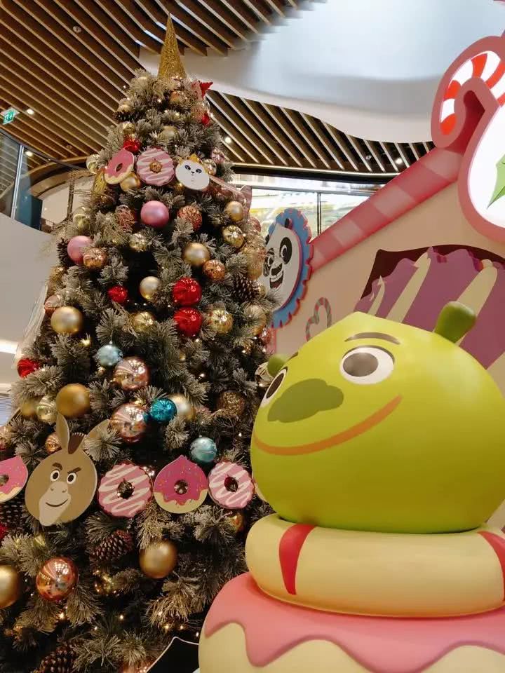 香港巨型圣诞树,香港圣诞树旅游攻略