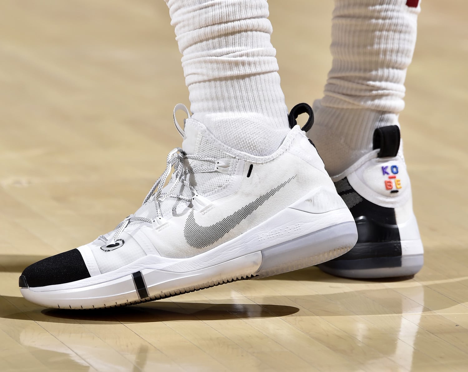 nba公认最好看的篮球鞋,nba常规赛球鞋上脚精选