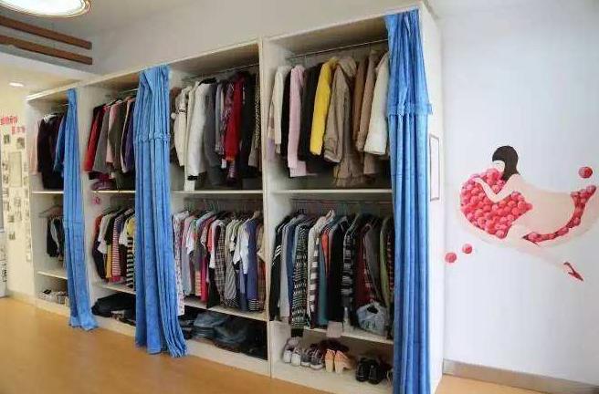 7人寝室被孤立,7人间的宿舍被吐槽