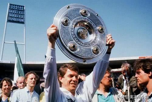 他是开“海盗船”的船长，教练界的大帝，4点特质造就他的神奇