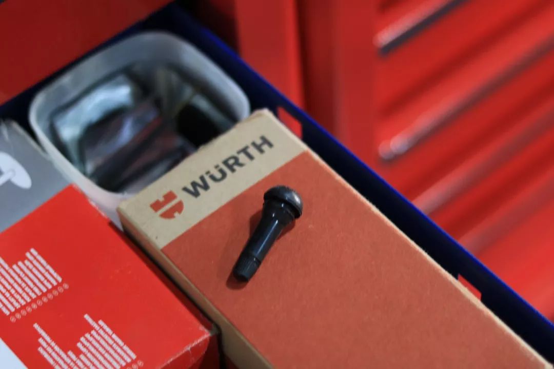 怪兽修车翻新,怪兽修车老车翻新