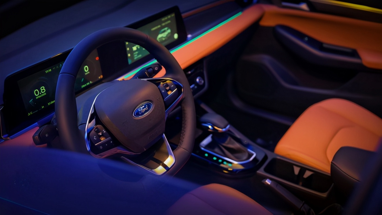 福特砥砺前行进无止境,福特砥砺前行进无止境广告原视频