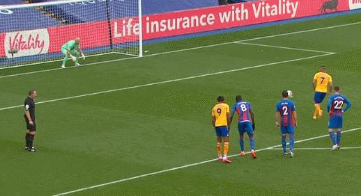 英超3战全胜！埃弗顿2-1拿下伦敦之王！23岁前锋3场轰5球