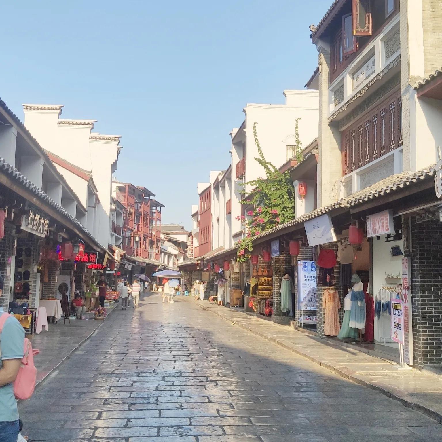 桂林旅游聚龙潭,风景如画桂林阳朔旅游攻略