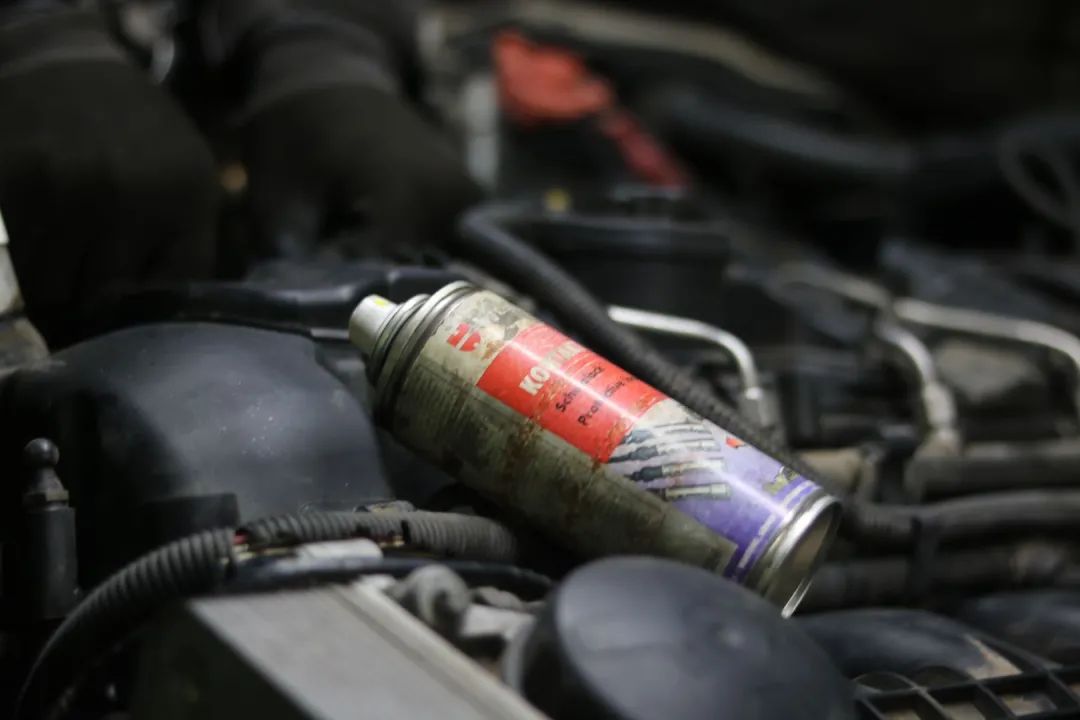 怪兽修车：翻新一辆11年破烂不堪的宝马GT，车况不忍直视