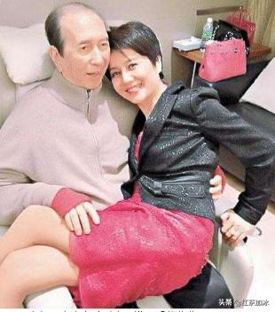 赌王何鸿燊的一生传奇经历,澳门赌王的发家史何鸿燊