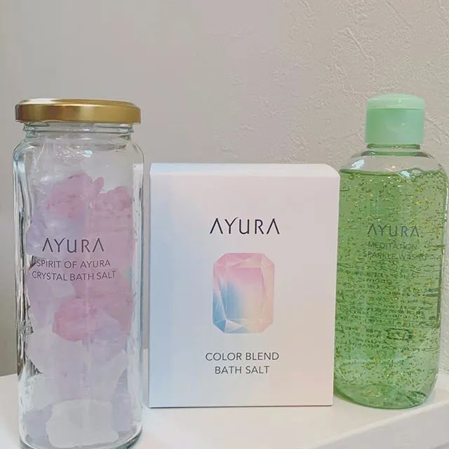 POLA、CPB、LADUREE、SUQQU，圣诞限定谁最丑