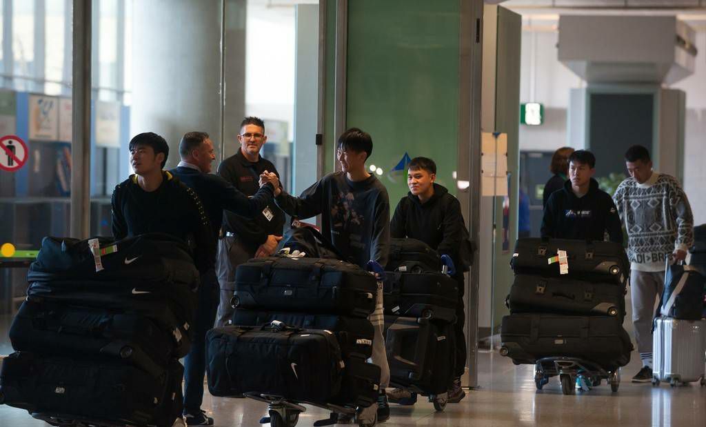 武汉卓尔教练团队,武汉卓尔青训队教练