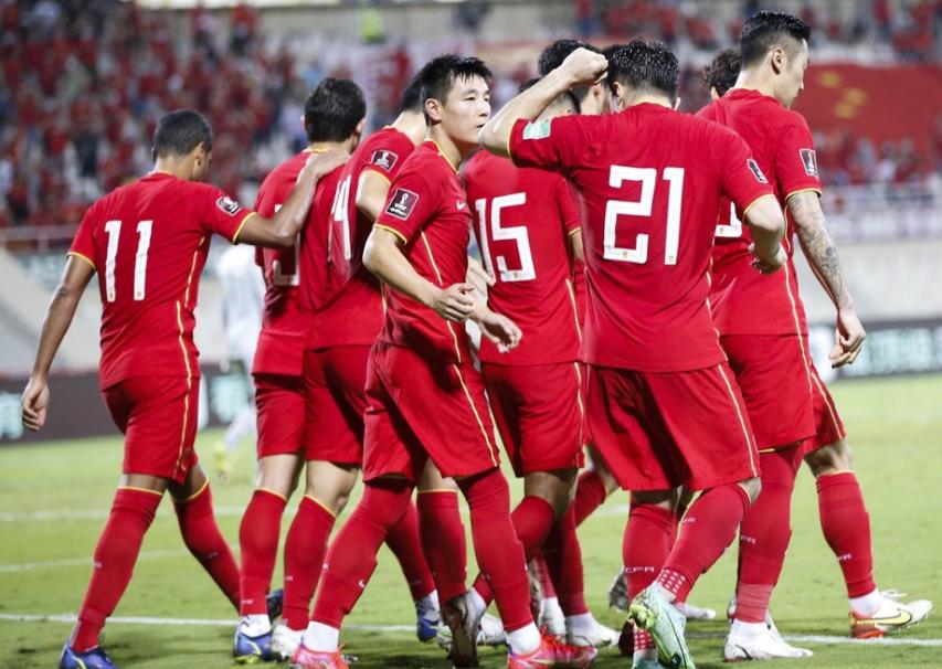 李铁赛后谈国足状态,李铁谈国足分组