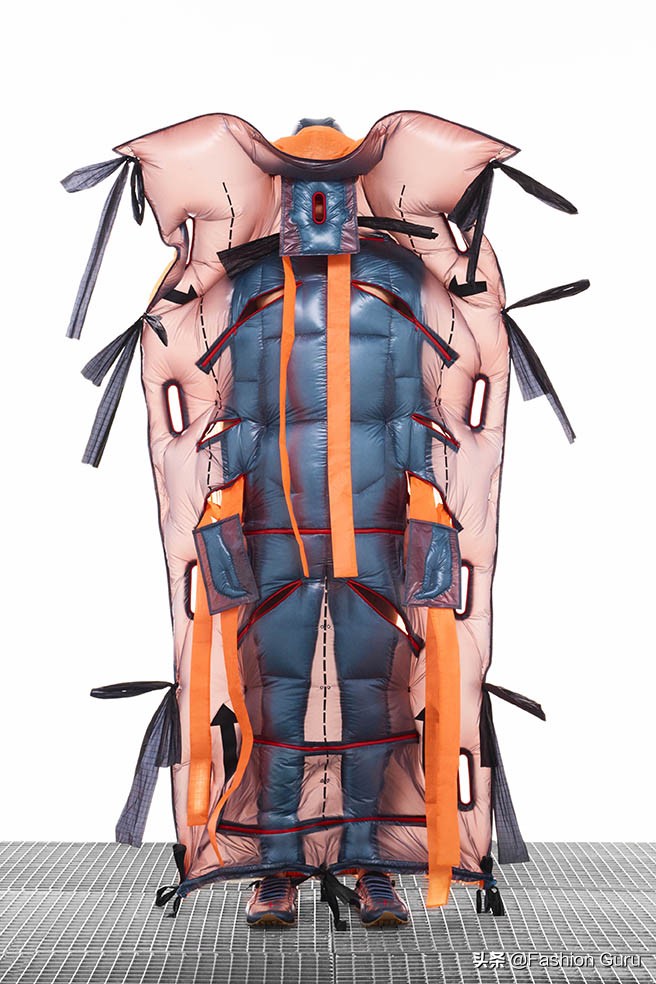 moncler盟可睐红色,moncler盟可睐女款绿色