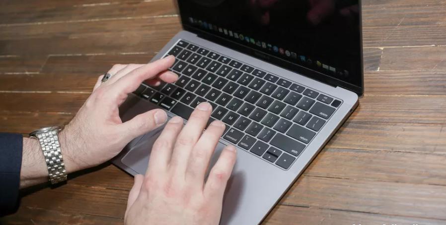 2017苹果macbookair评测,macbookair256g够用吗