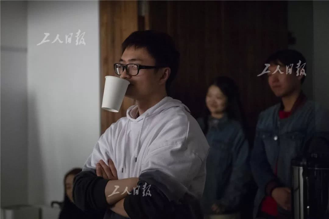 斜杠青年指的是什么,斜杠青年的生活状态