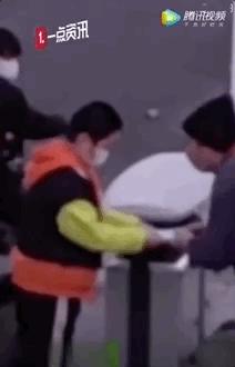 最新战疫感悟,战疫的50个瞬间