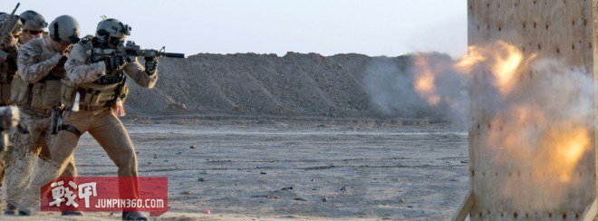 海豹突击队教你射击,战甲轰鸣装备介绍