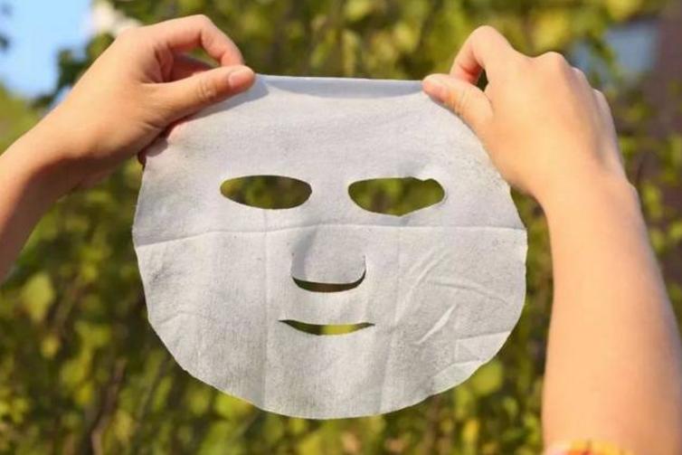 使用面膜后还用睡眠面膜吗,使用面膜之后还用不用洗面奶