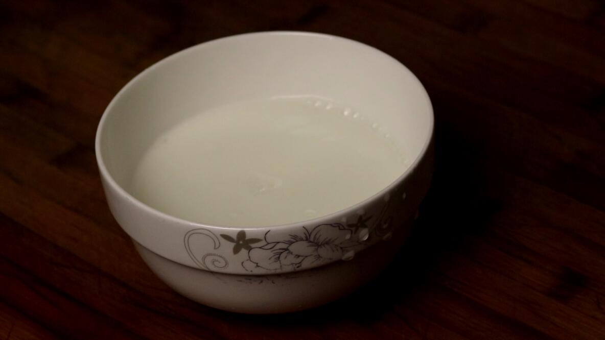 吃剩下的饺子怎么做才好吃,饺子吃剩了要怎么做才好吃