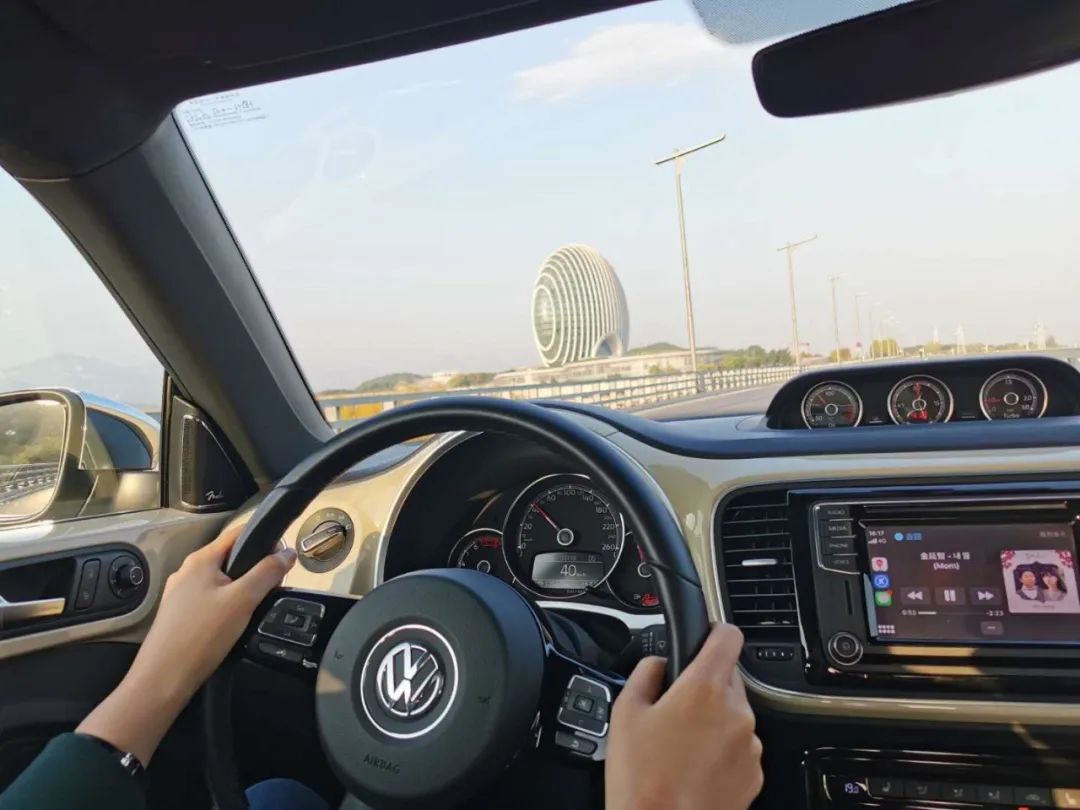 大众甲壳虫这款车怎么样啊,大众甲壳虫适合年轻女性的车