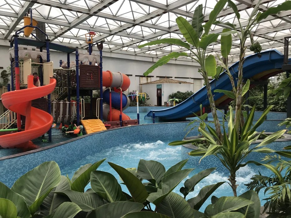 辽宁鞍山温泉水世界,鞍山天源吉布世温泉一日游