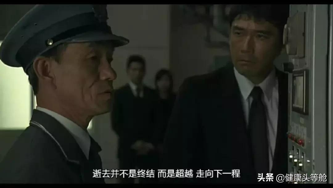 “别死在我们医院”：比没钱看病更可怕的是，死得没有尊严