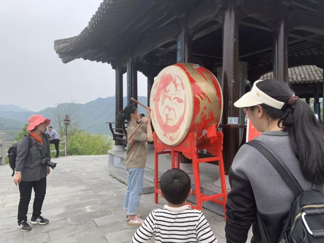 今天起，请叫它＂状元馒头＂！一台山乡大戏为它正名！