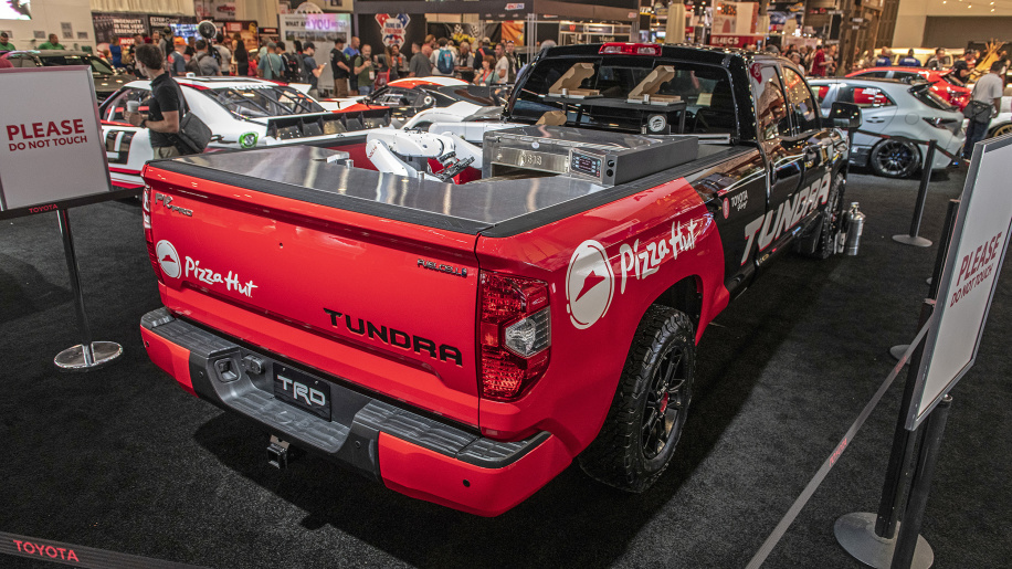 丰田和必胜客合作开发卡车自动烤箱，以后不用去餐馆就可以吃披萨