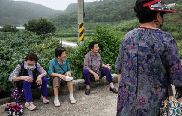 折合人民币不到1元的出租车坐过吗?这一现象出现在韩国农村里