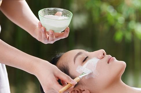 什么样的爽肤水不油腻补水效果好,什么样的爽肤水好用又清爽