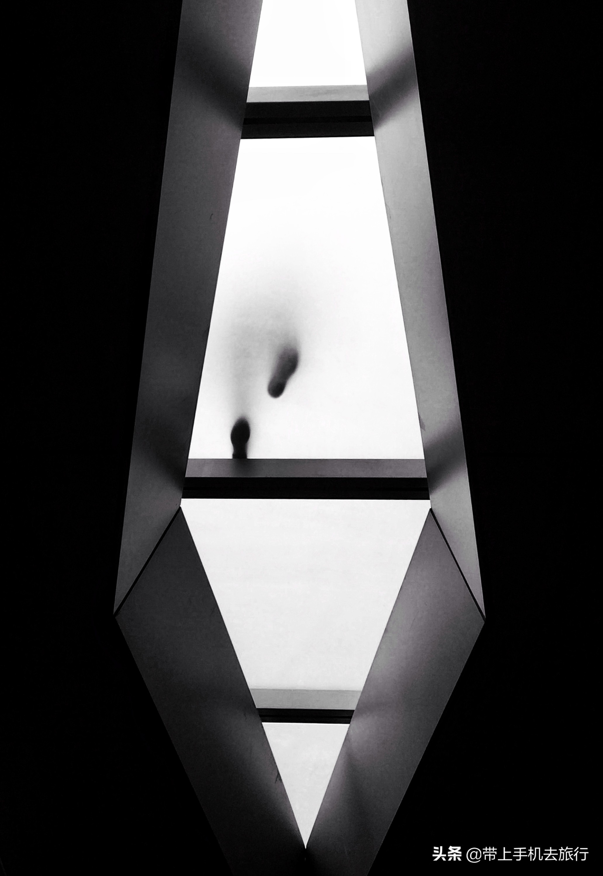 黑白色照如何照的有高级感,这6种表现你一定要注意