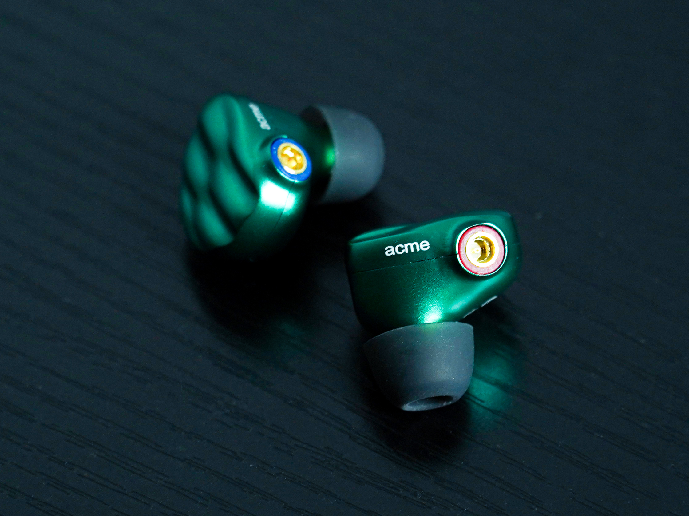 四款入耳式耳机测评吃鸡,推荐top2入耳式耳机