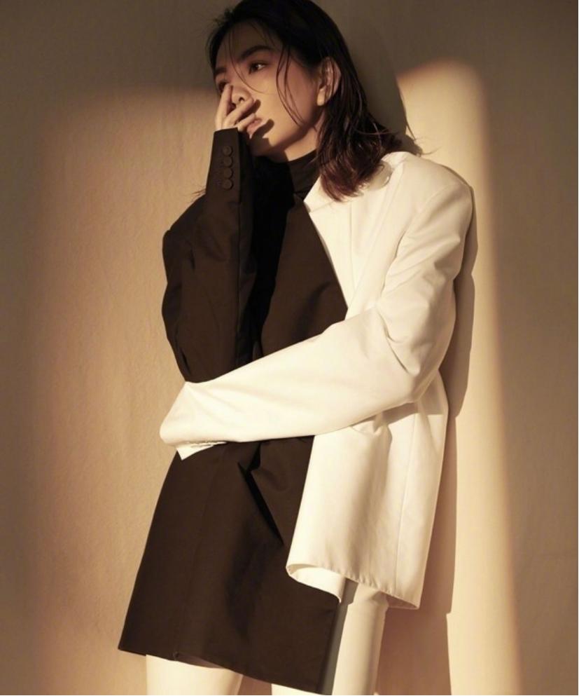 ella陈嘉桦的穿衣搭配,ella陈嘉桦刚来乘风破浪