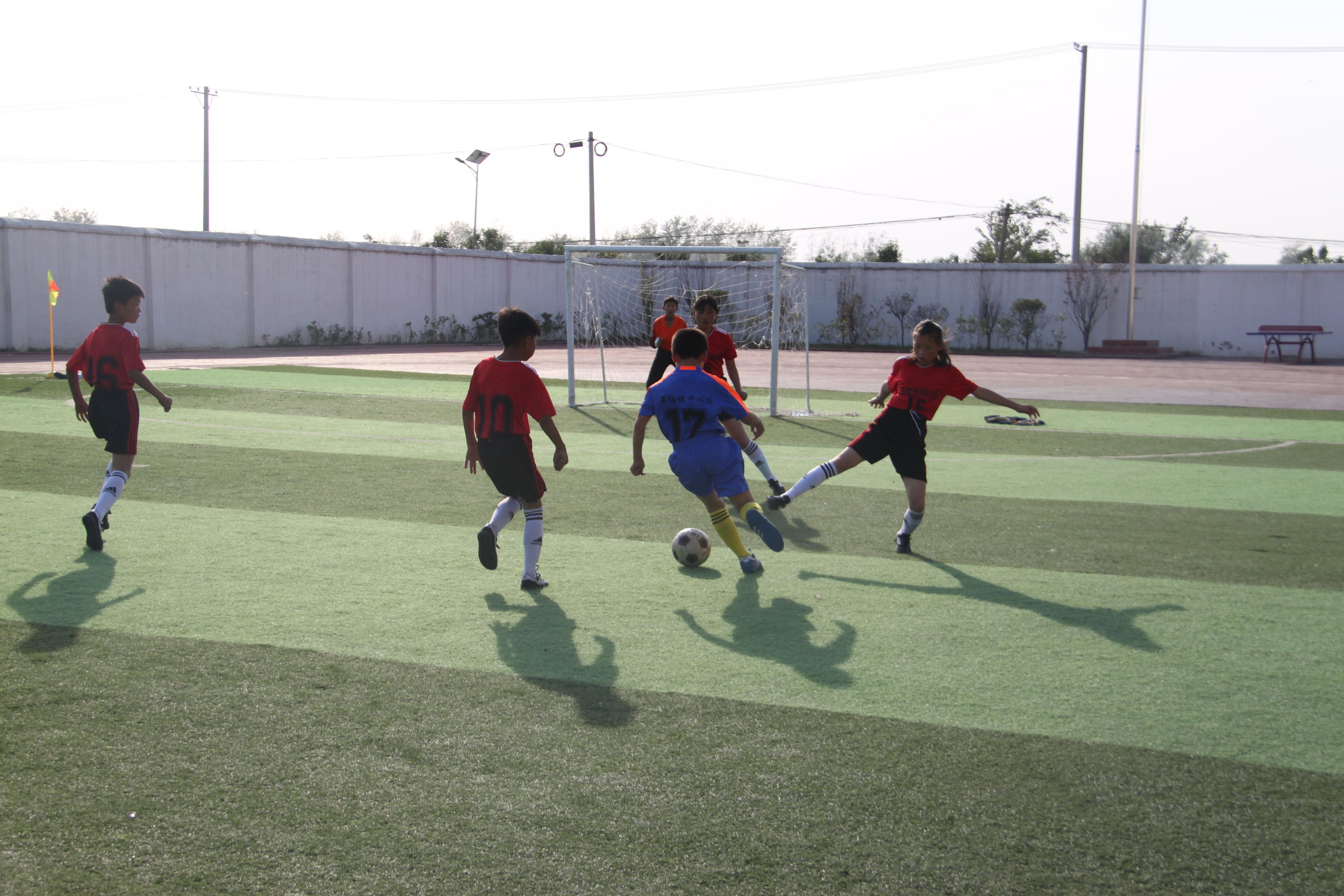 阜阳朱寨镇中心小学足球比赛,阜南中学足球比赛视频