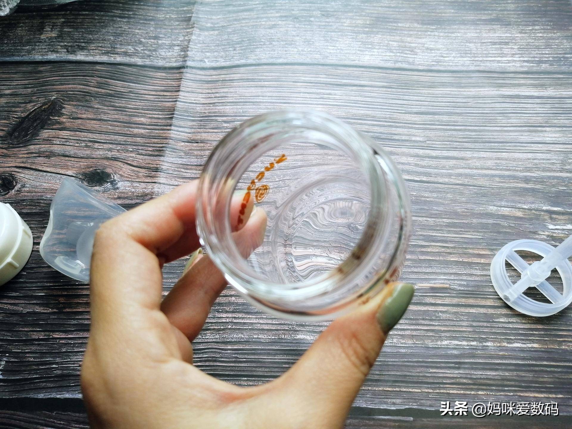 婴儿奶瓶是买防胀气还是防吐奶,防胀气防吐奶奶瓶测评