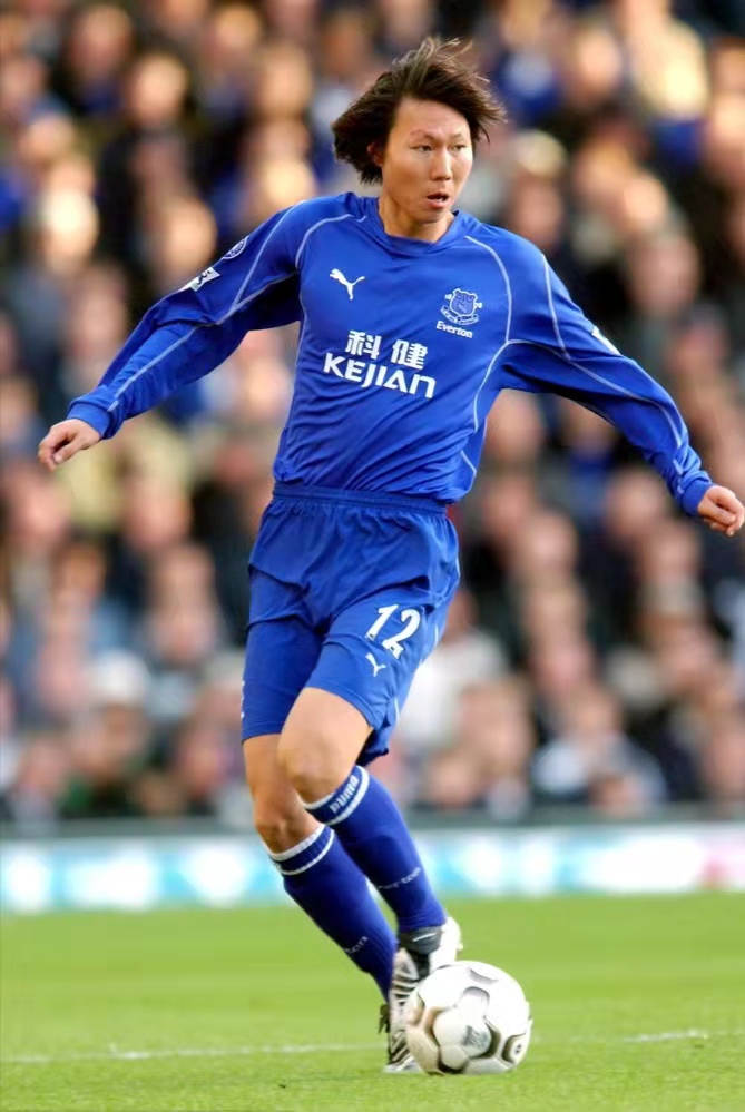 经历辉煌走过低谷,中国足球4位最成功的留洋球员