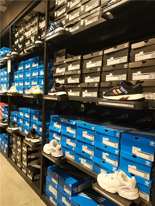 耐克阿迪折扣店的鞋怎么样,阿迪耐克折扣鞋专卖店