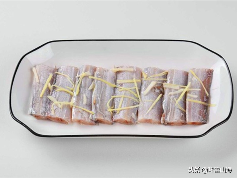 清蒸带鱼用哪产的带鱼,腌制带鱼的最正确清蒸带鱼方法