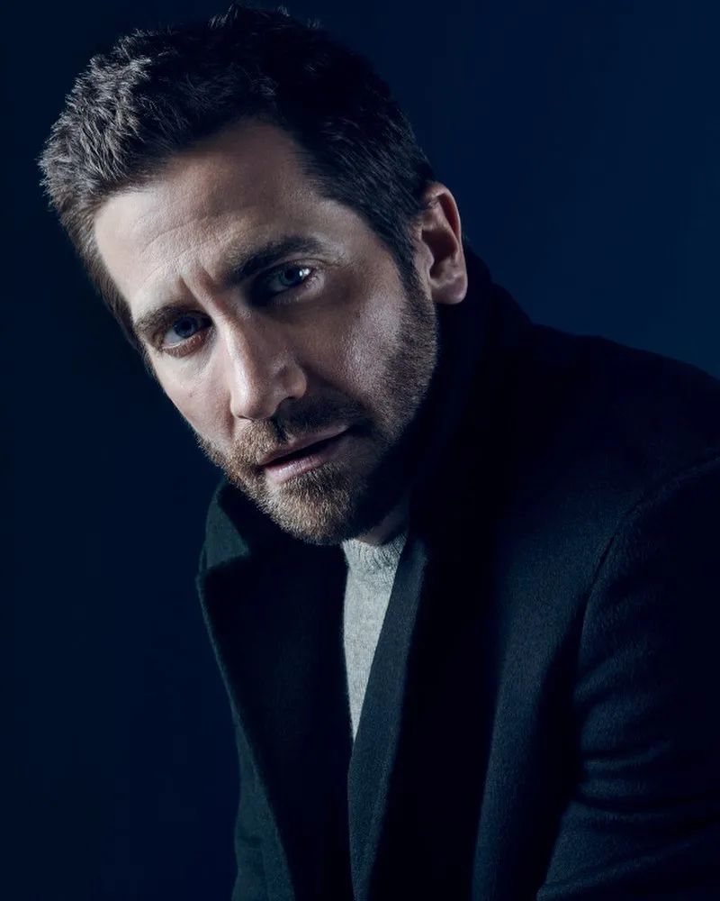 jakegyllenhaal中文名,jakegyllenhaal和霉霉